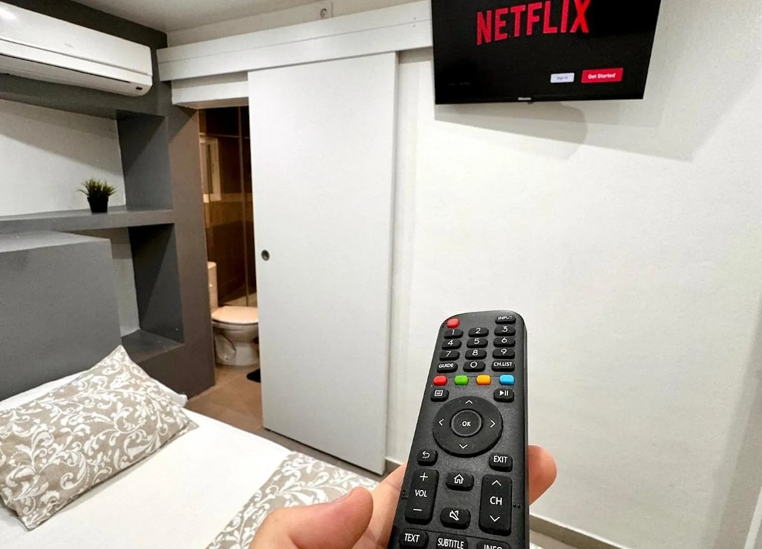 Διαμέρισμα Suites Nuevas Con Bano Privado Frente Al Metro St Mwc Barcelona-Fira Οσπιταλέτ ντε Λιοβρεγάτ