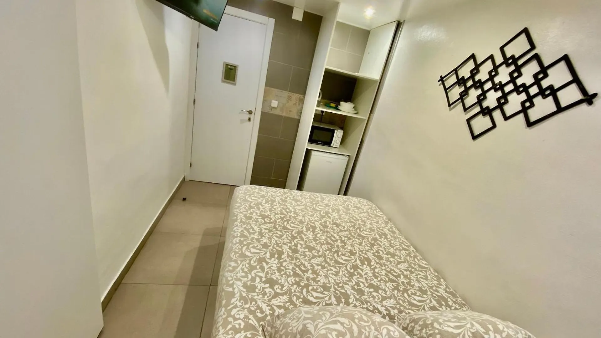 Suites Nuevas Con Bano Privado Frente Al Metro St Mwc Barcelona-Fira L'Hospitalet de Llobregat